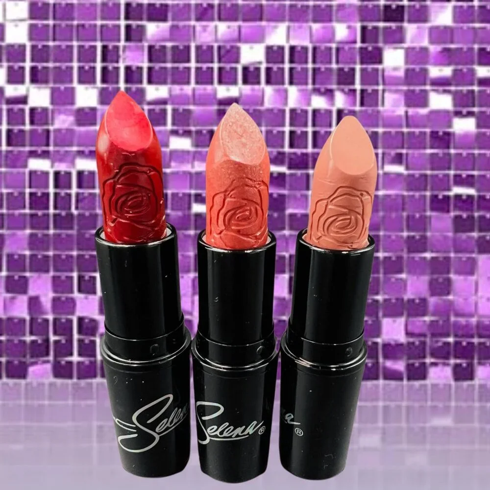 MAC Selena The Queen of Cumbia Makeup Limited Edition 25th Anniversary Bundle